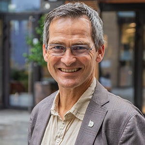 Bjørn Lindebrekke, Norsk Byggtjeneste AS