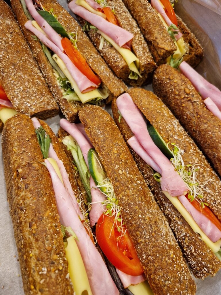 Gratis frokostmøter i september