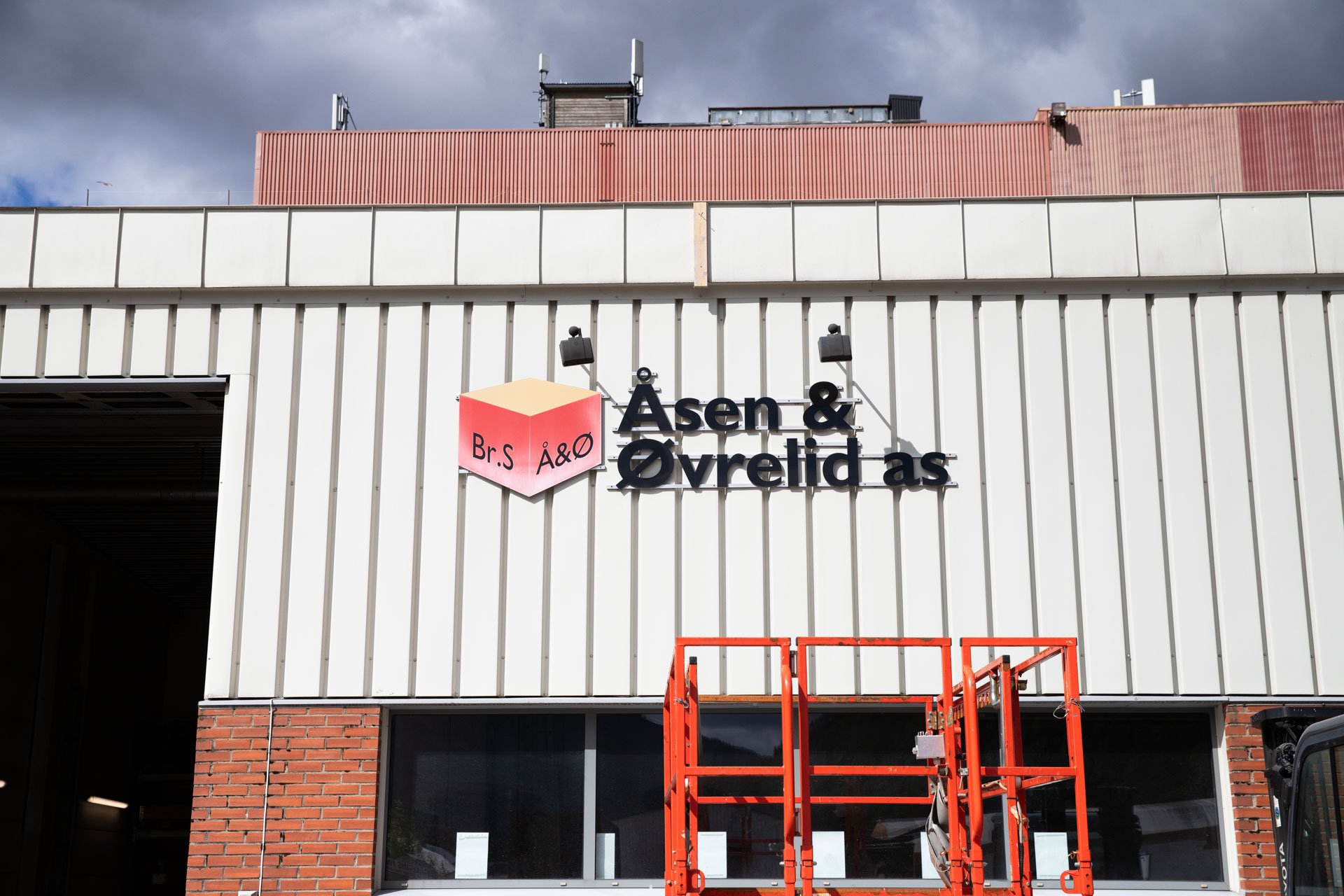Åsen & Øvrelid ordner mannskapslistene med Proresult Anleggsterminal