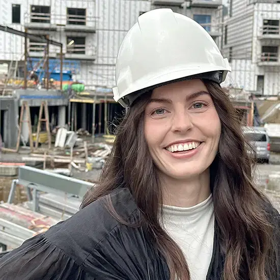 Andrea Flølo er salgskonsulent i Proresult Andrea Flølo er salgskonsulent i Proresult